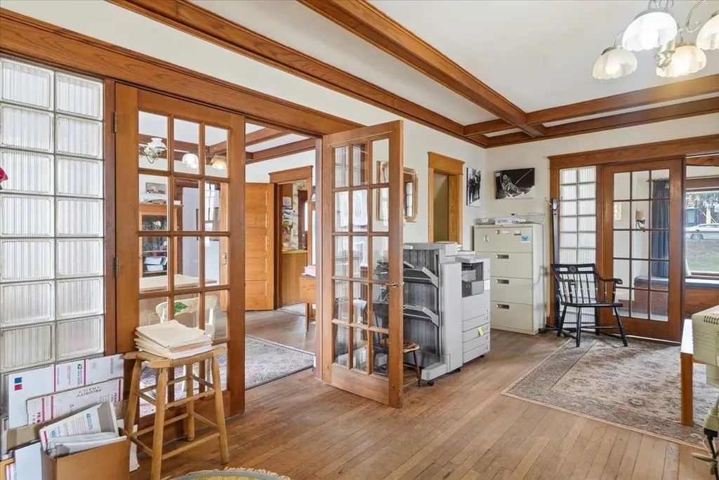 308 College Street Burlington VT 05401