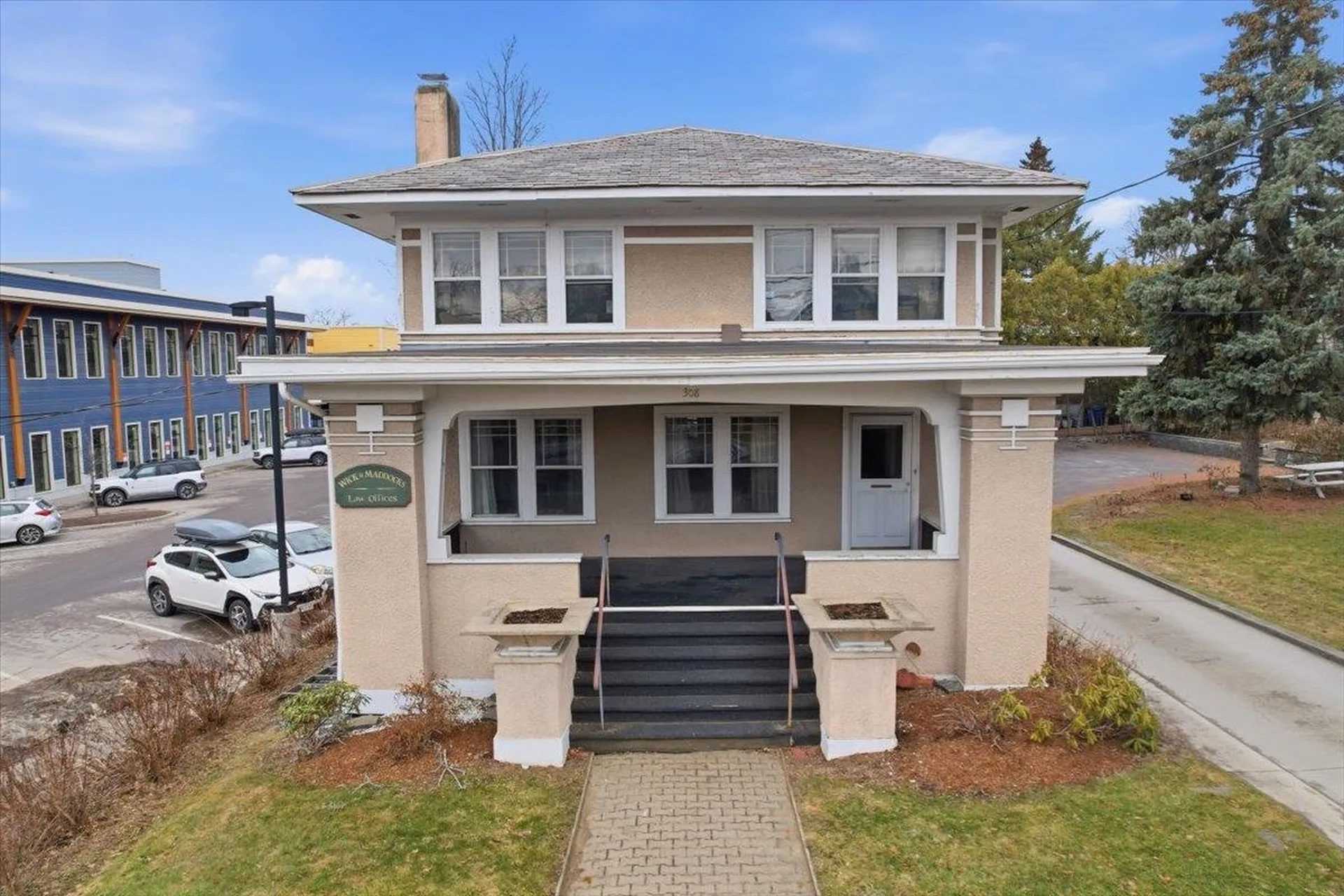 308 College Street Burlington VT 05401