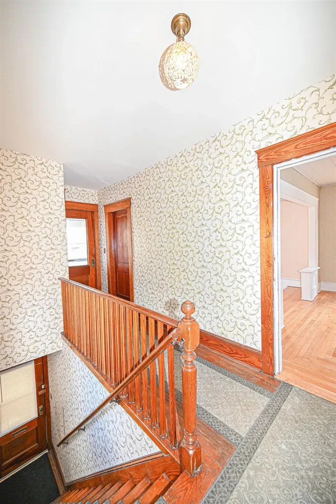 847 Somerville Street Manchester NH 03103