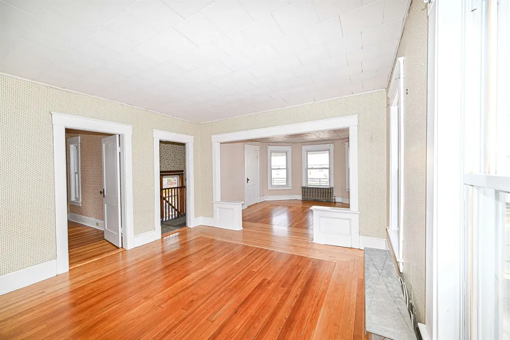 847 Somerville Street Manchester NH 03103