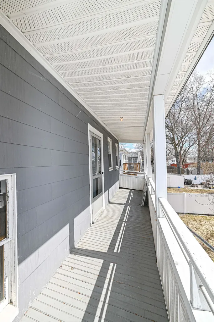 847 Somerville Street Manchester NH 03103
