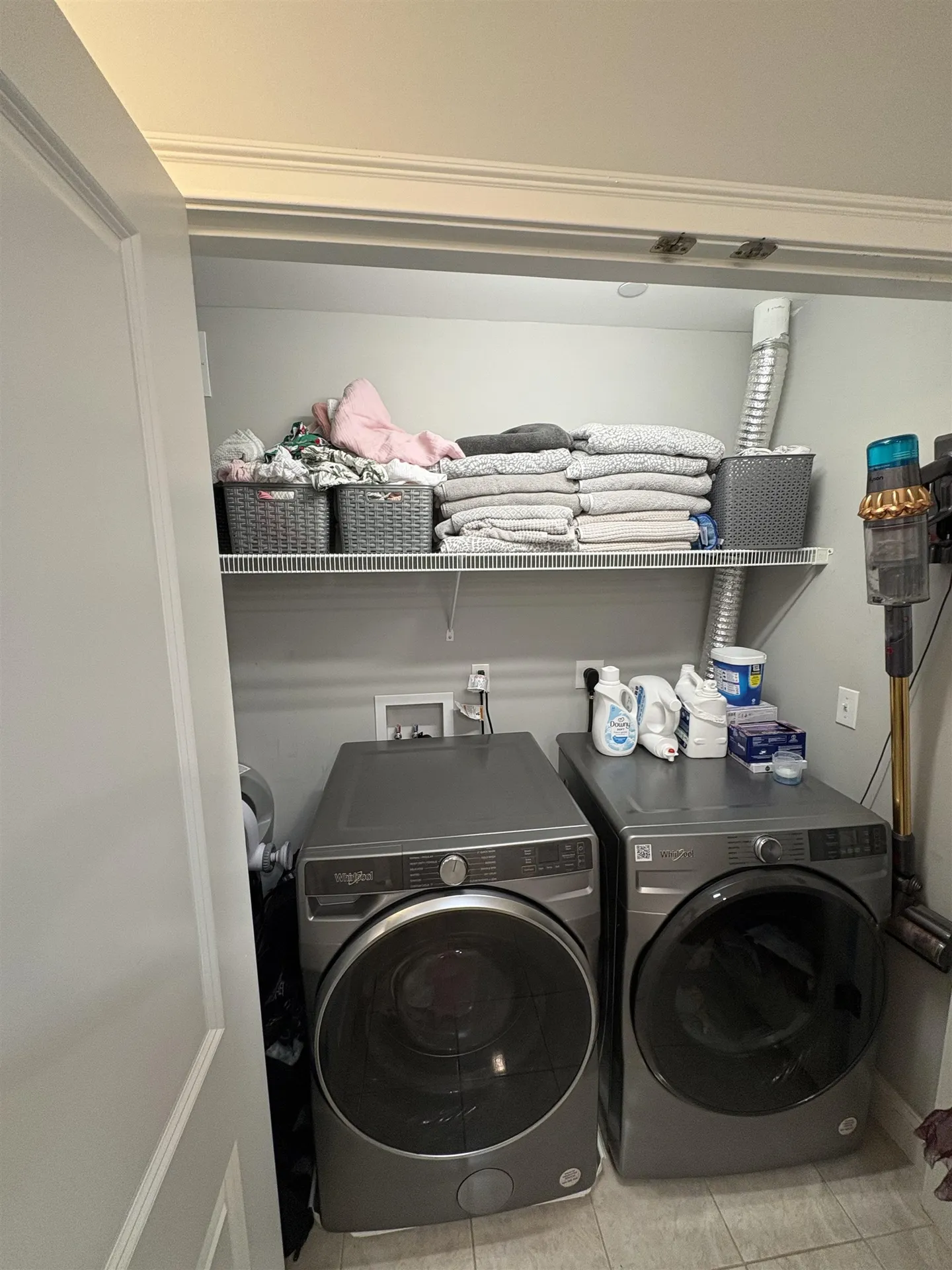 109 Woodview Way Manchester NH 03102