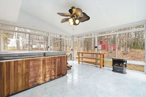 409 Hackett Hill Road Hooksett NH 03106