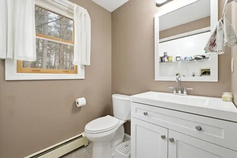 409 Hackett Hill Road Hooksett NH 03106