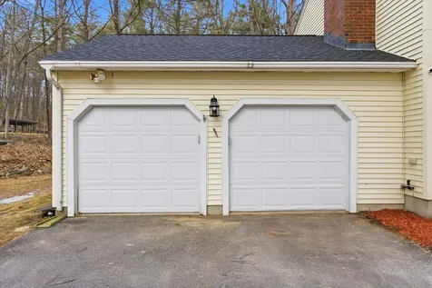 409 Hackett Hill Road Hooksett NH 03106