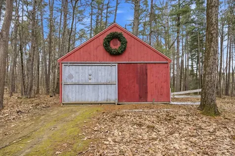 409 Hackett Hill Road Hooksett NH 03106