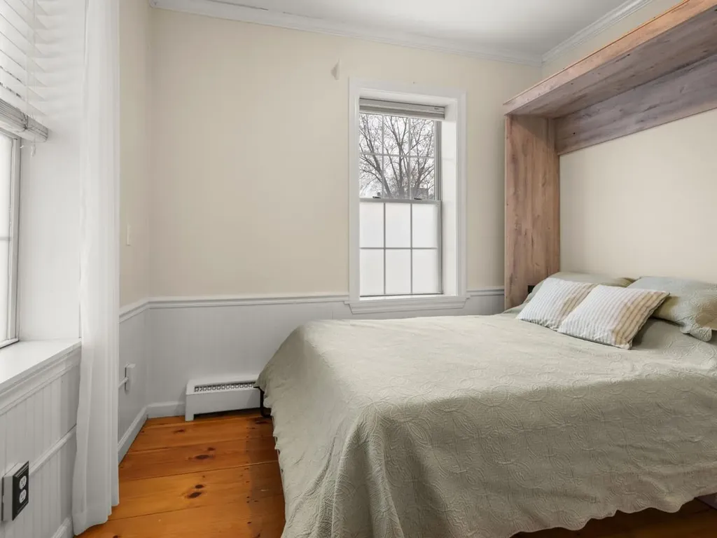 103 Maple Street Burlington VT 05401