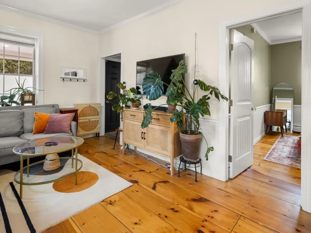 103 Maple Street Burlington VT 05401