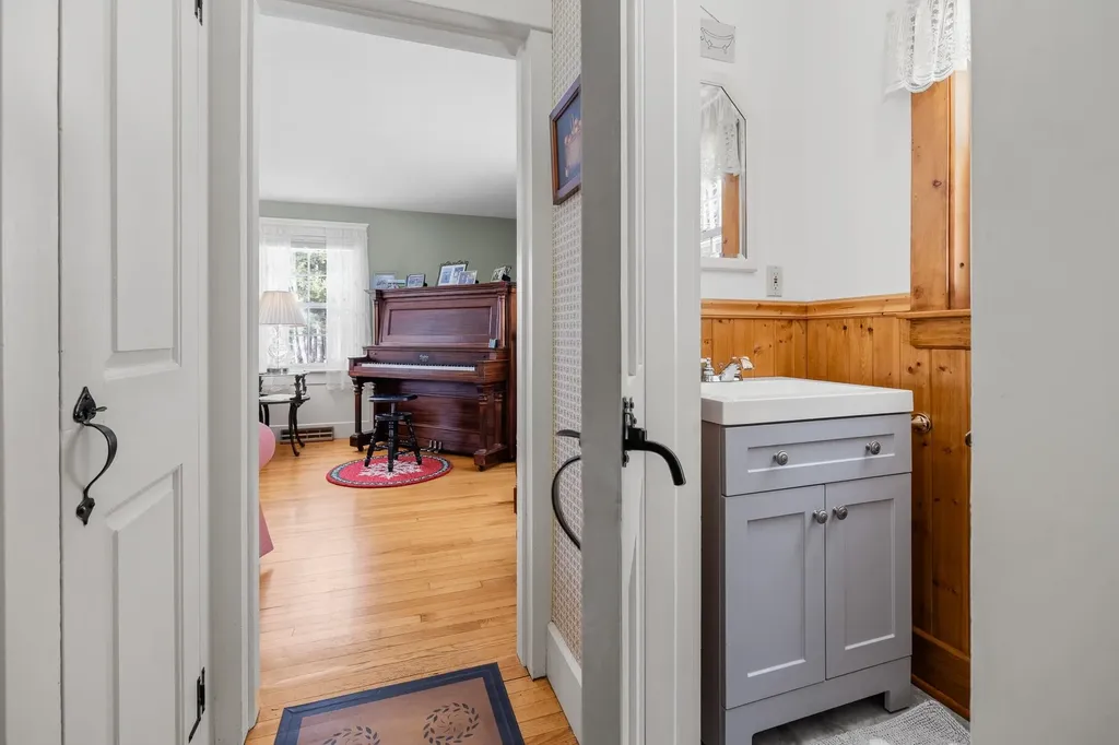 163 Meriden Road Lebanon NH 03766