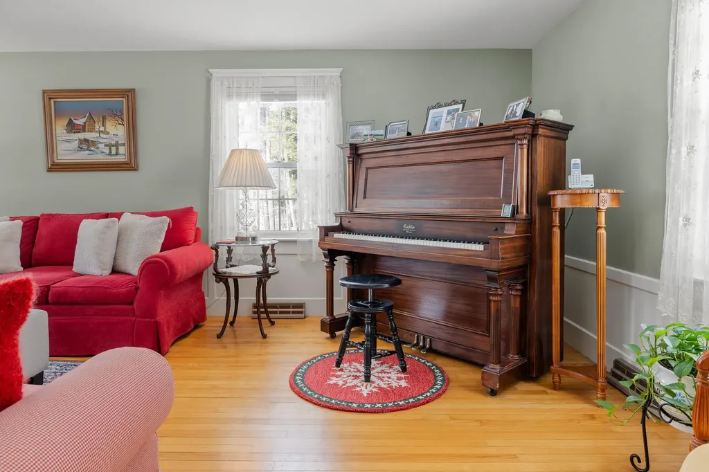 163 Meriden Road Lebanon NH 03766
