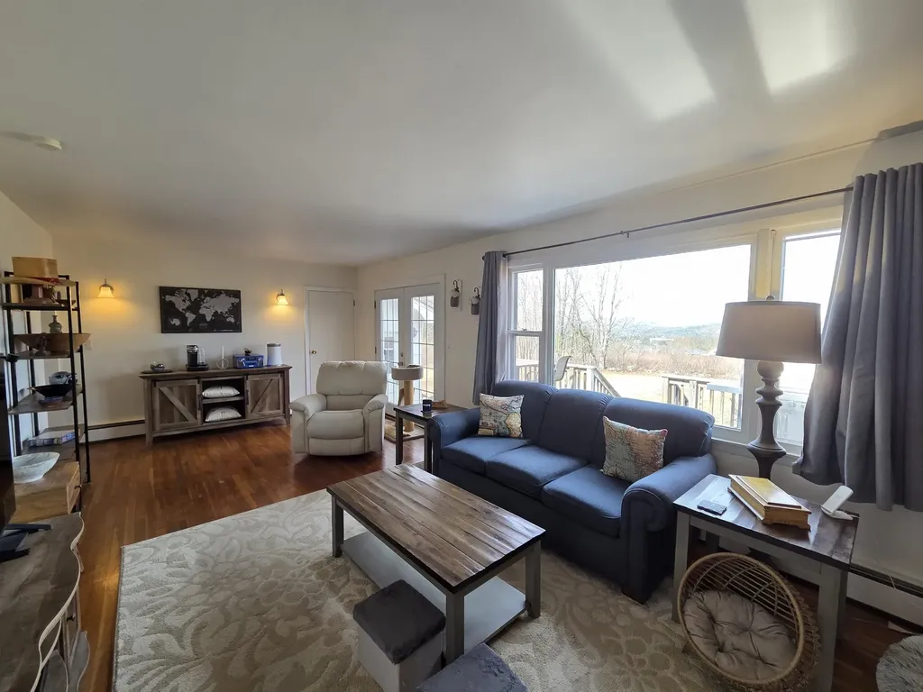 11 Bryant Lane Enfield NH 03748