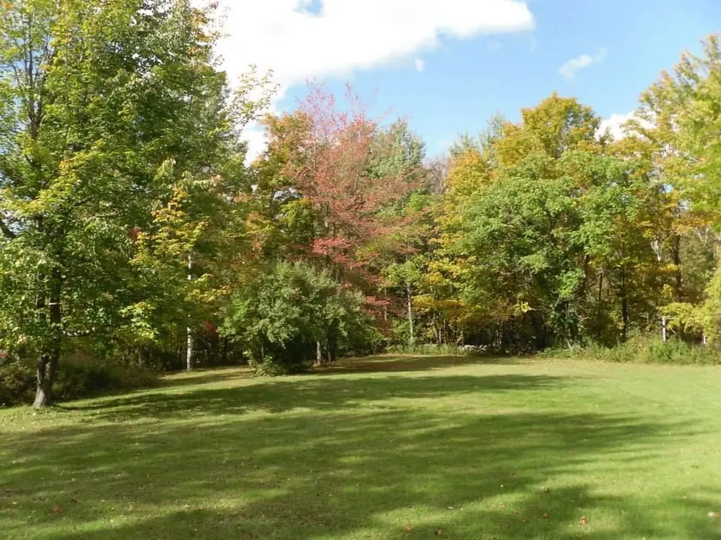 11 Bryant Lane Enfield NH 03748