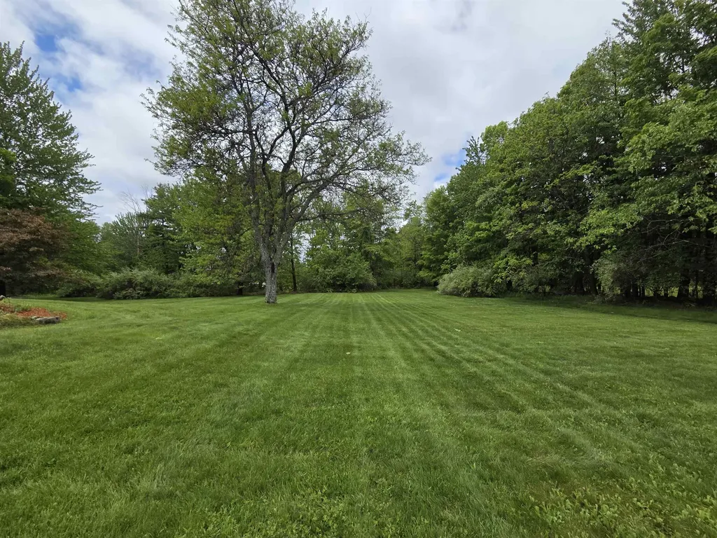 11 Bryant Lane Enfield NH 03748