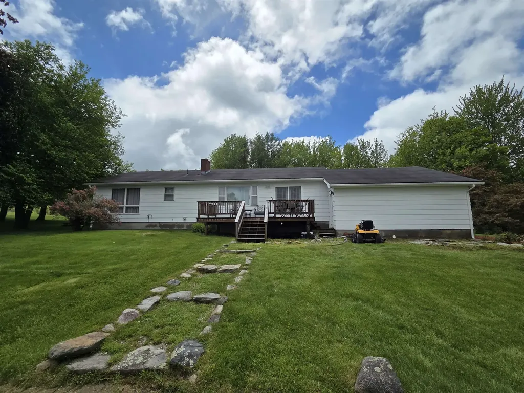 11 Bryant Lane Enfield NH 03748