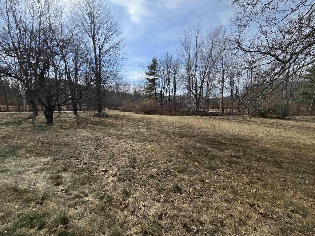 11 Bryant Lane Enfield NH 03748