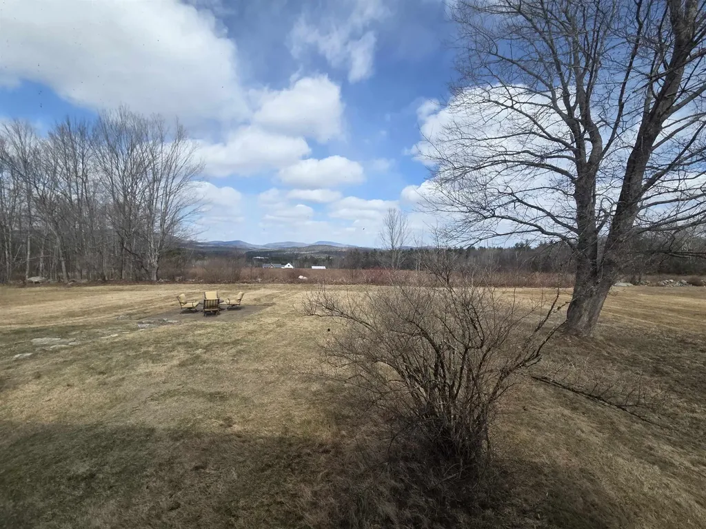 11 Bryant Lane Enfield NH 03748