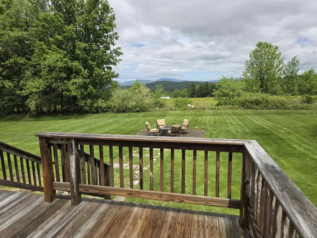 11 Bryant Lane Enfield NH 03748