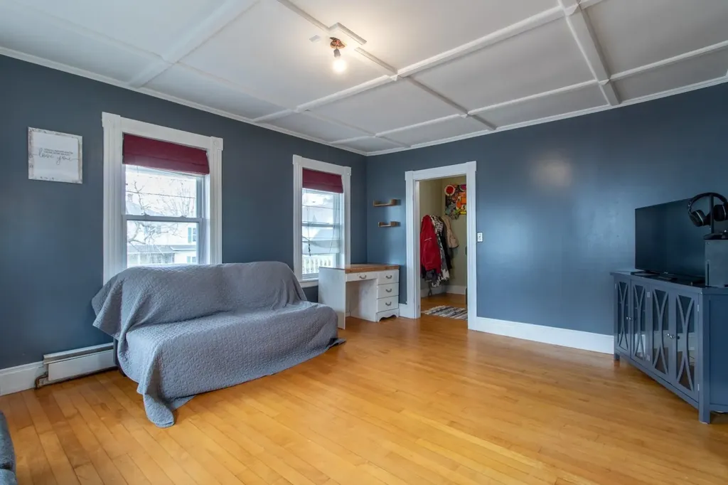 44 Taylor Street Newport City VT 05855
