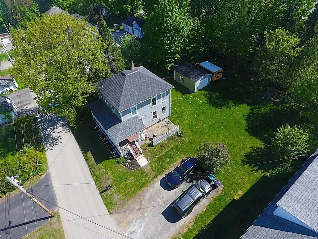 44 Taylor Street Newport City VT 05855