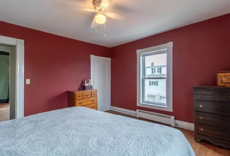 44 Taylor Street Newport City VT 05855