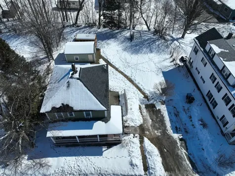 44 Taylor Street Newport City VT 05855
