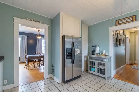 44 Taylor Street Newport City VT 05855