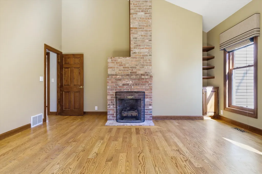 12 Village Woods Drive Amherst NH 03031