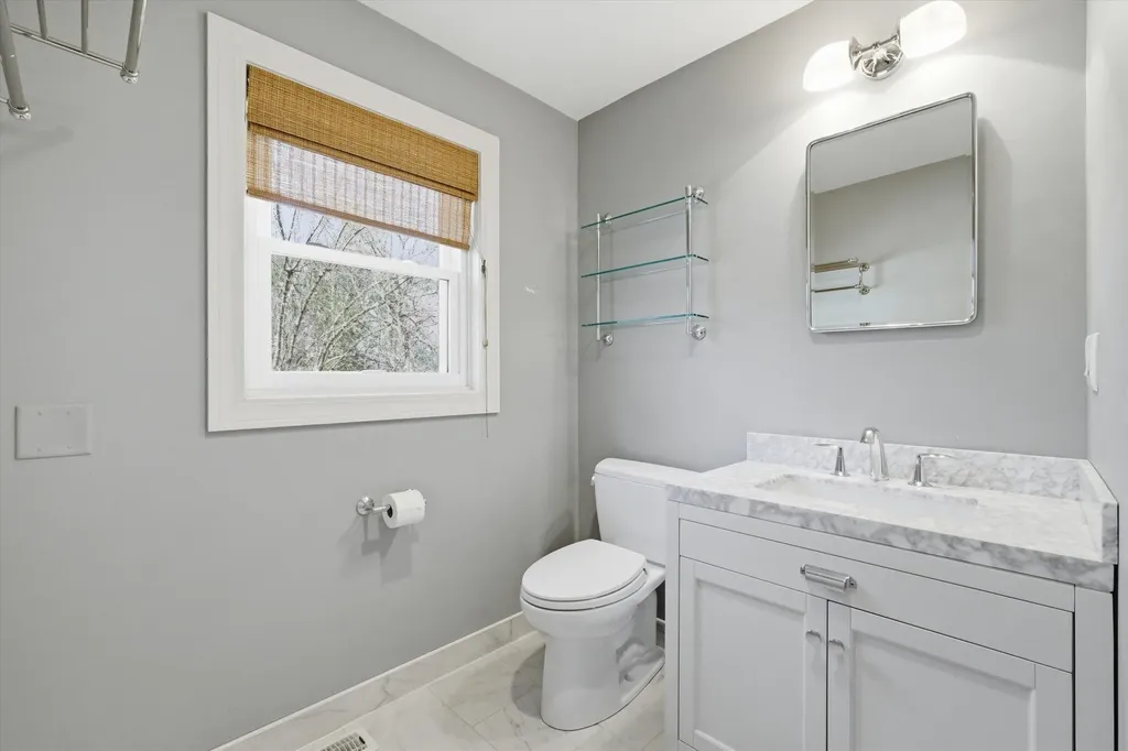 12 Village Woods Drive Amherst NH 03031
