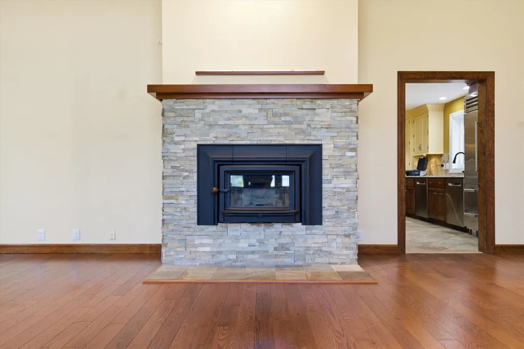 12 Village Woods Drive Amherst NH 03031