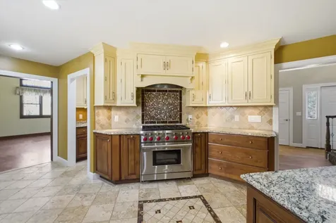12 Village Woods Drive Amherst NH 03031