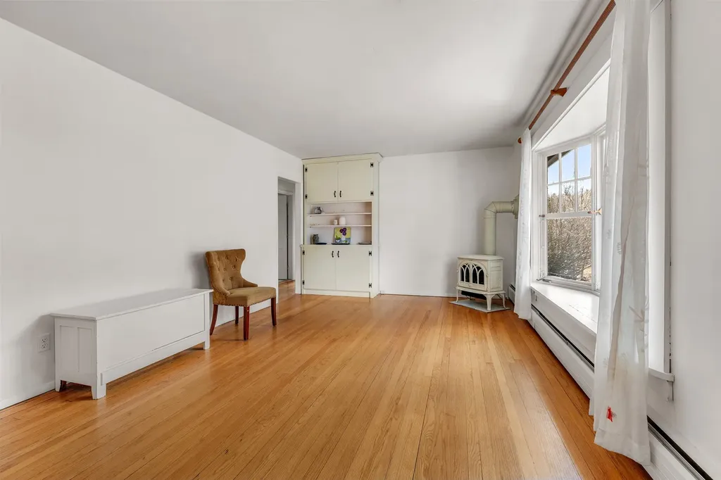 82 Huntley Street Norwich VT 05055