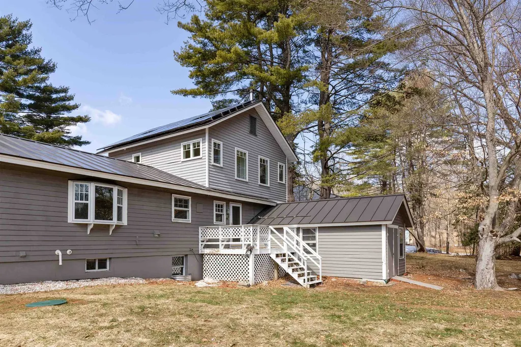 82 Huntley Street Norwich VT 05055