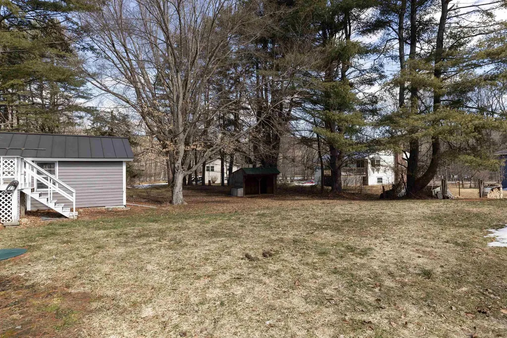 82 Huntley Street Norwich VT 05055