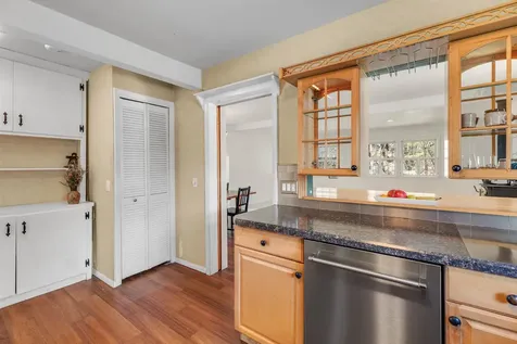 82 Huntley Street Norwich VT 05055