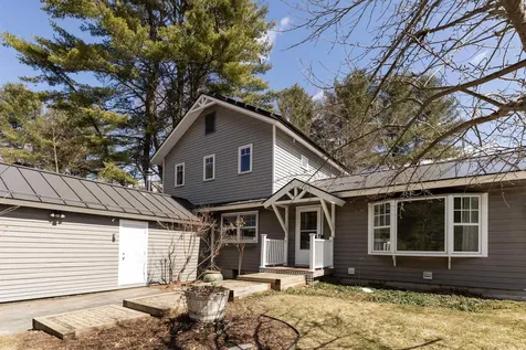 82 Huntley Street Norwich VT 05055
