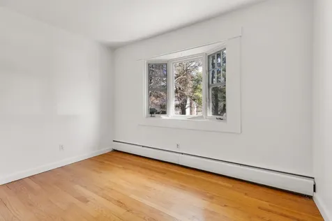 82 Huntley Street Norwich VT 05055