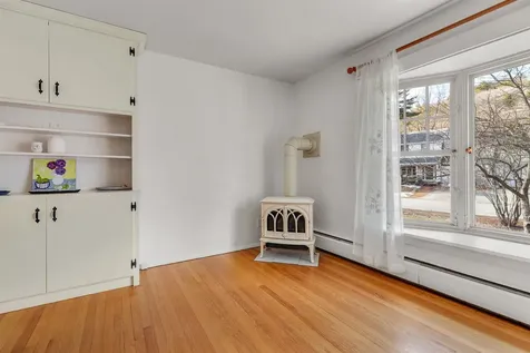 82 Huntley Street Norwich VT 05055