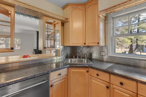 82 Huntley Street Norwich VT 05055