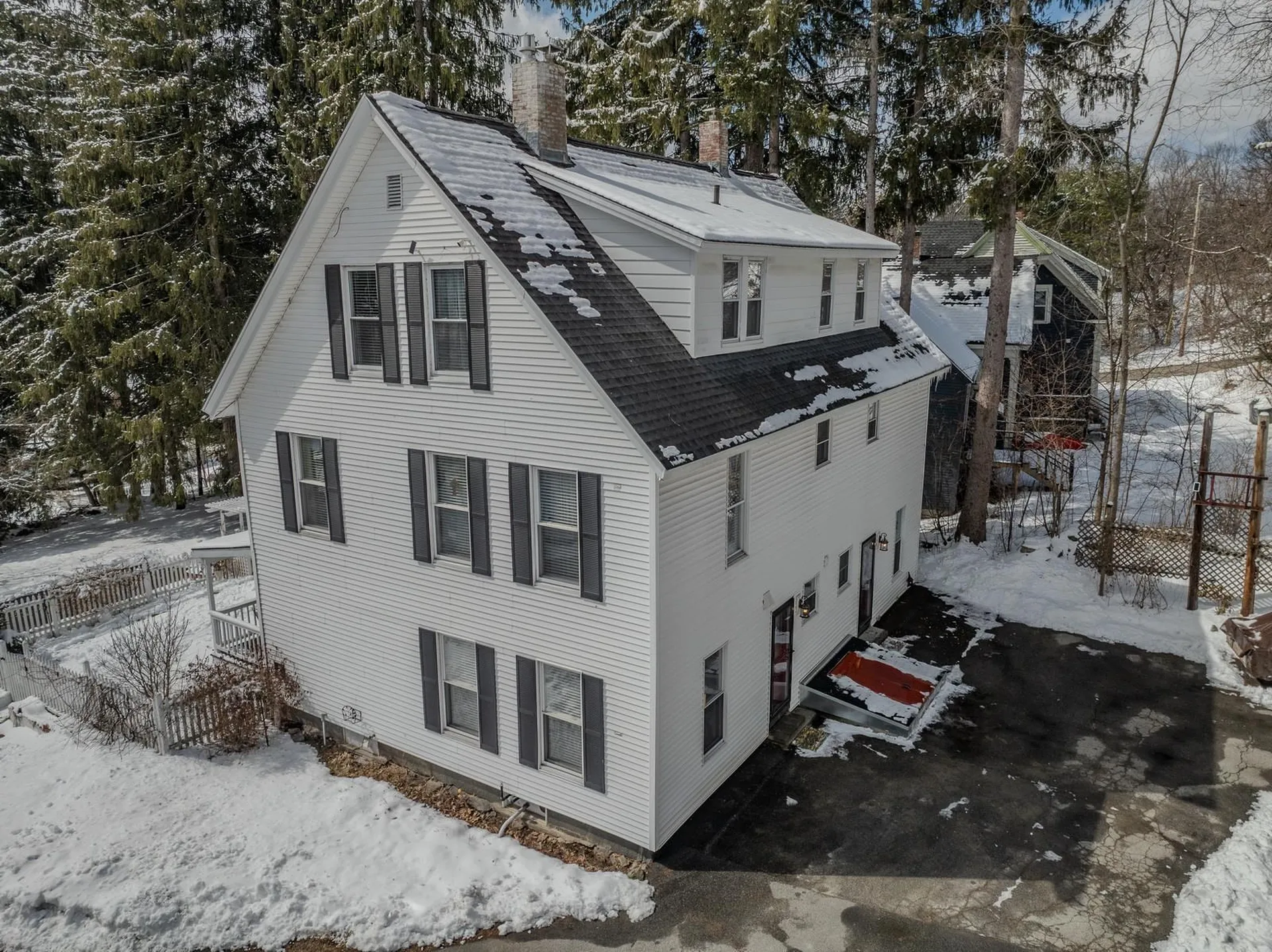 33 Hillview Terrace Littleton NH 03561