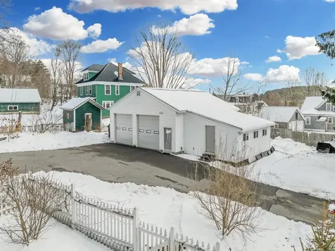 33 Hillview Terrace Littleton NH 03561