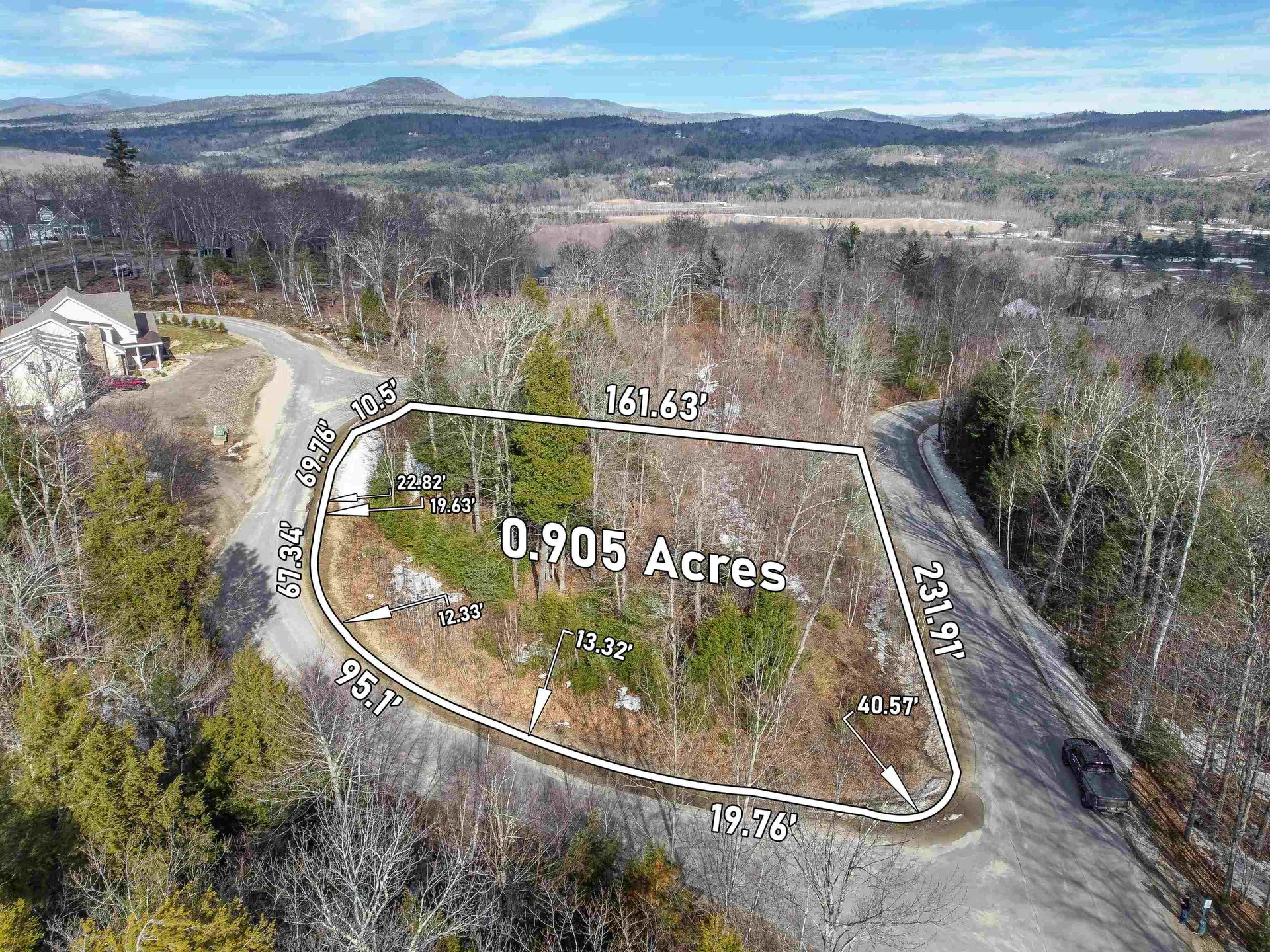 25 Ski Lift Lane Plymouth NH 03264