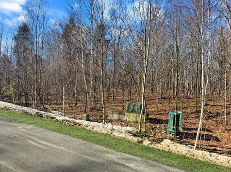 25 Ski Lift Lane Plymouth NH 03264