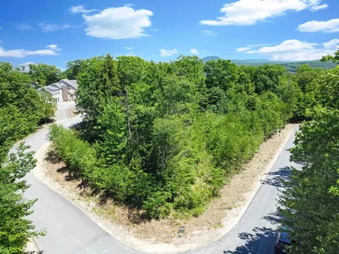 25 Ski Lift Lane Plymouth NH 03264