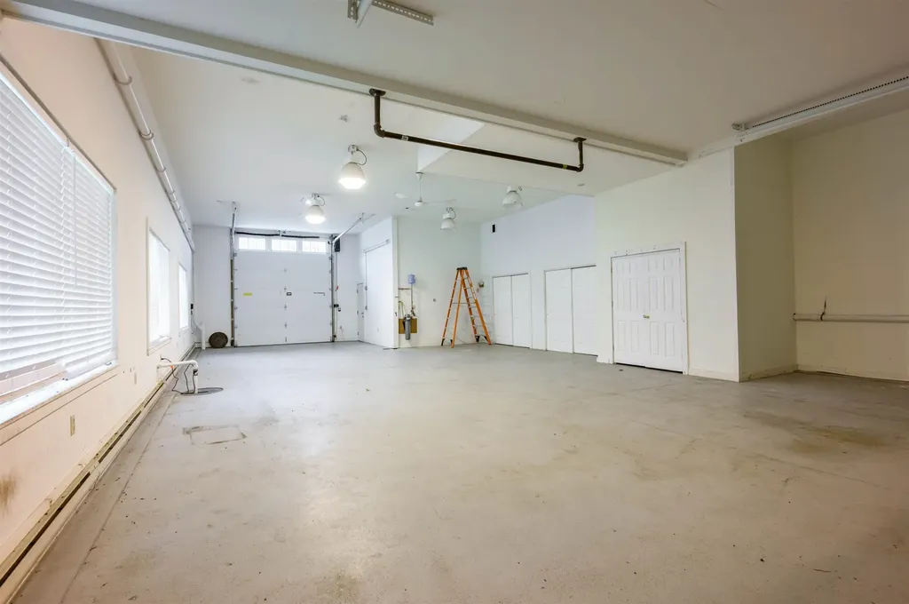 51 Depot Road Hampton Falls NH 03844