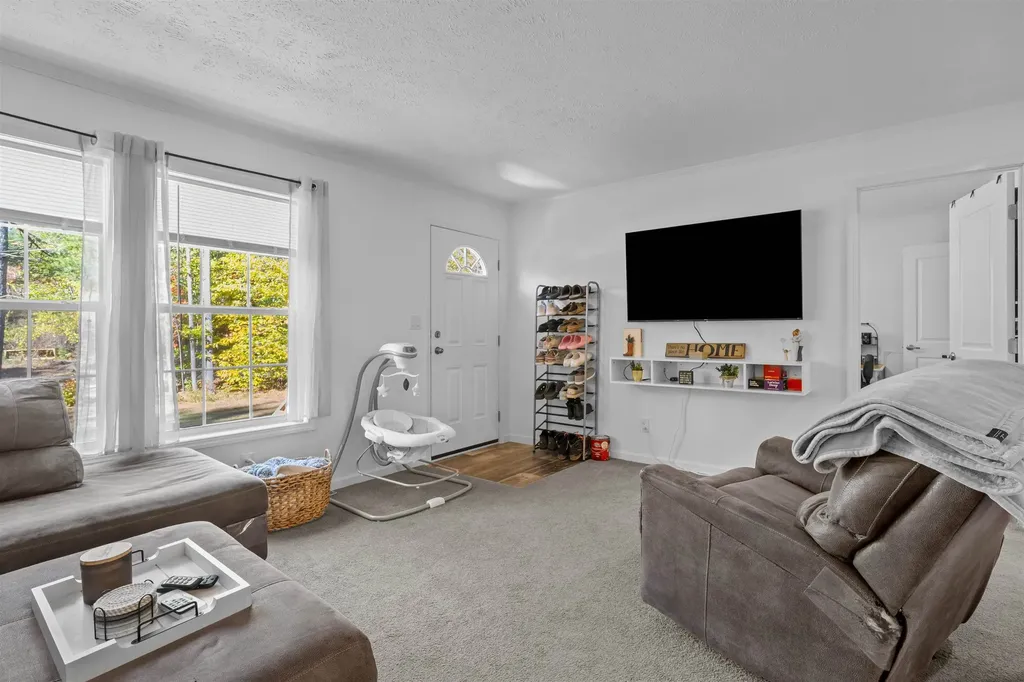 19 Leisure Drive Ossipee NH 03864