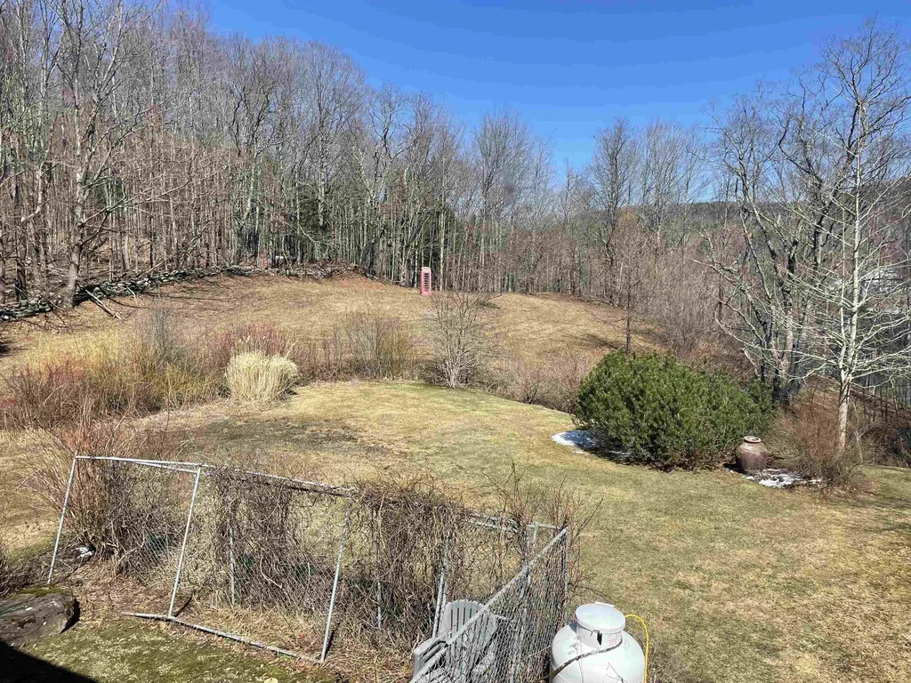 27 Ray Hill Road Wilmington VT 05363