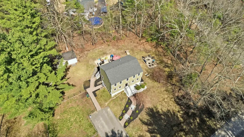 1 Jessica Lane Hudson NH 03051
