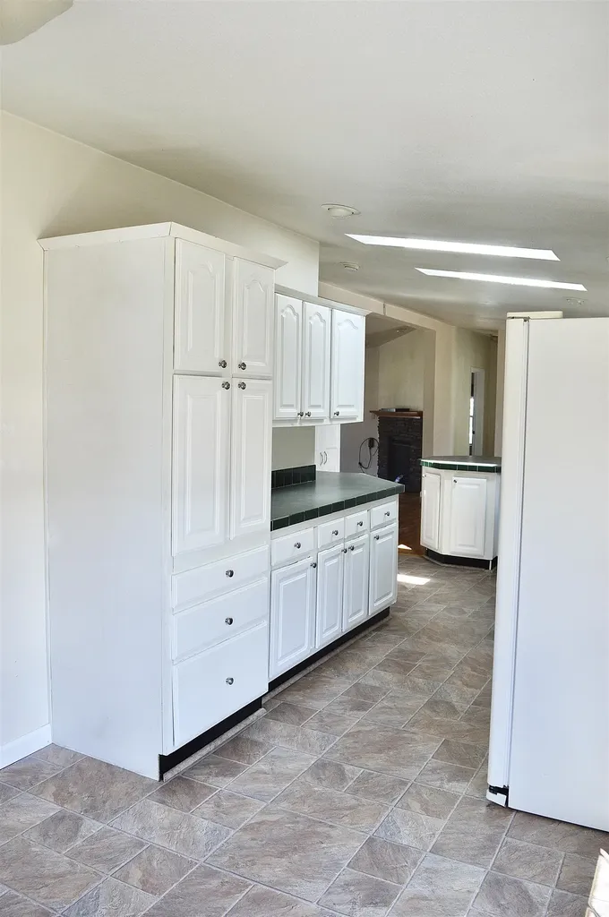 15 South Cranberry Lane Rochester NH 03867