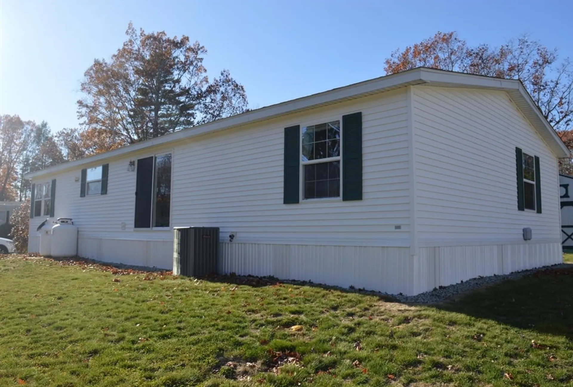 15 South Cranberry Lane Rochester NH 03867