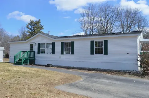15 South Cranberry Lane Rochester NH 03867